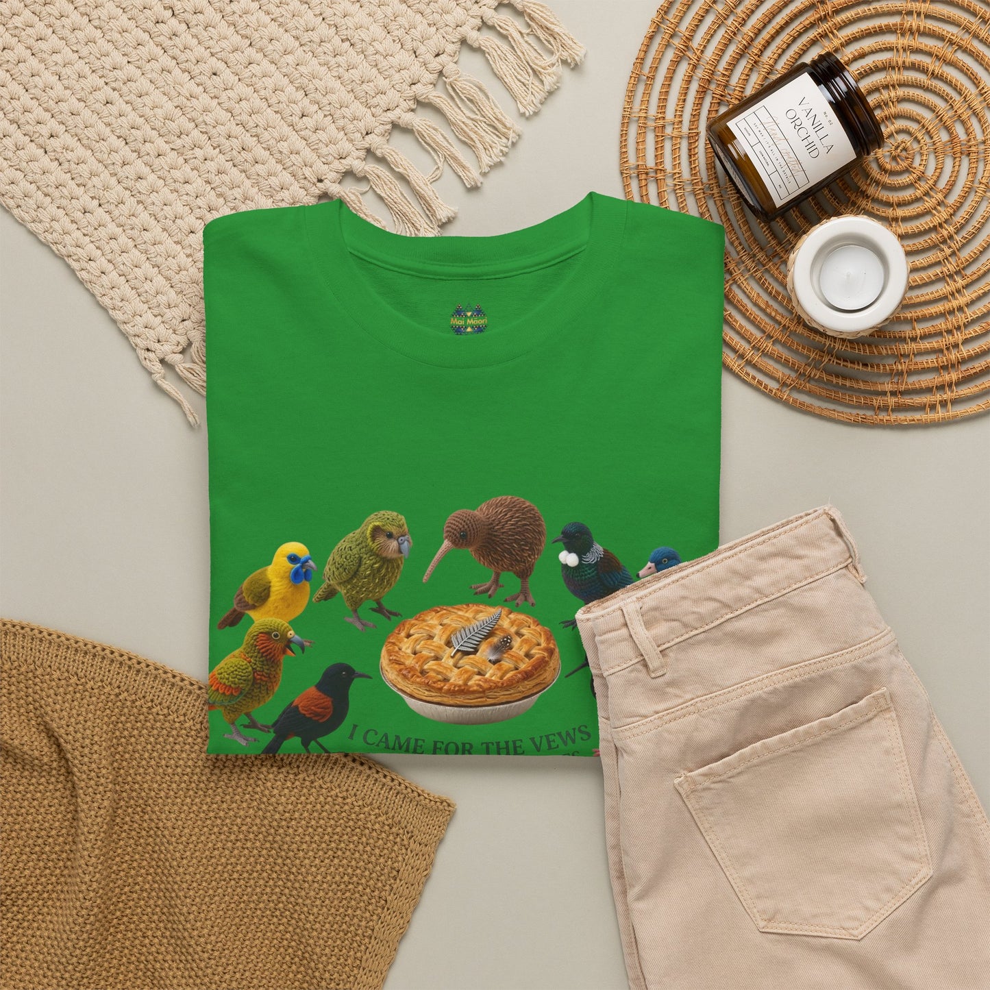 Green graphic T-shirt with bird-and-pizza front print