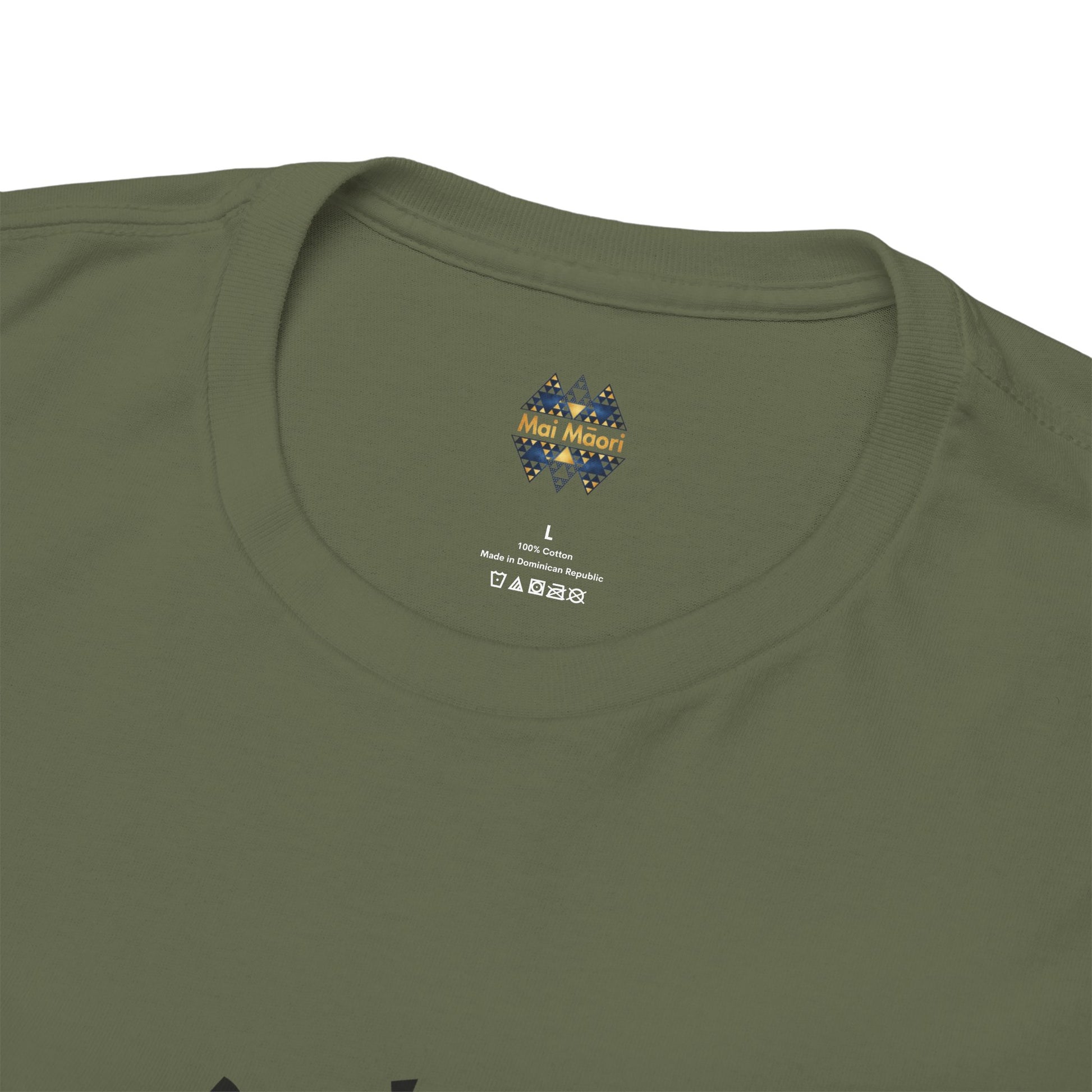 Olive green T-shirt crew neck with small chest logo