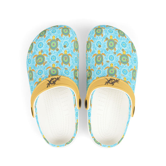 Light blue turtle-pattern casual clog shoe with white sole and yellow heel strap